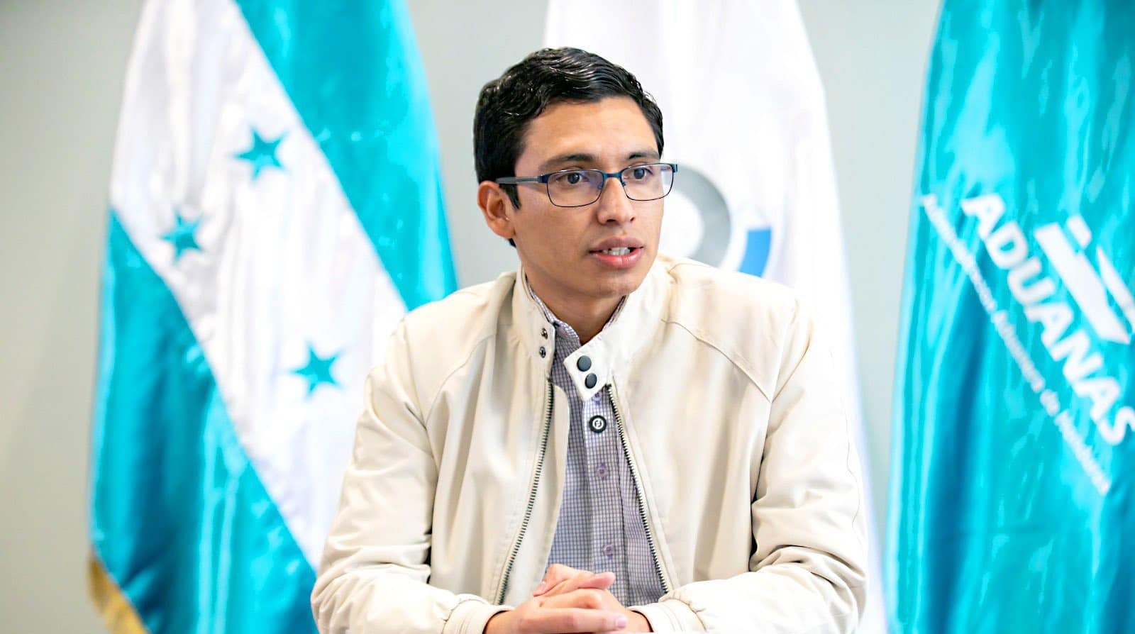 Fausto Cálix pide abstención de Cossette López ante investigaciones por boicot electoral